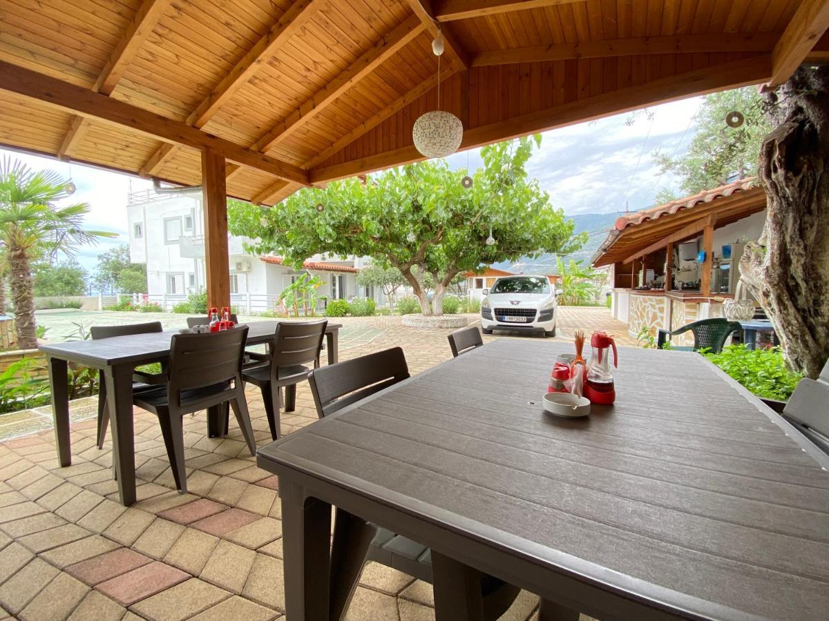 Yard Paradise Rooms Dhërmi Dış mekan fotoğraf