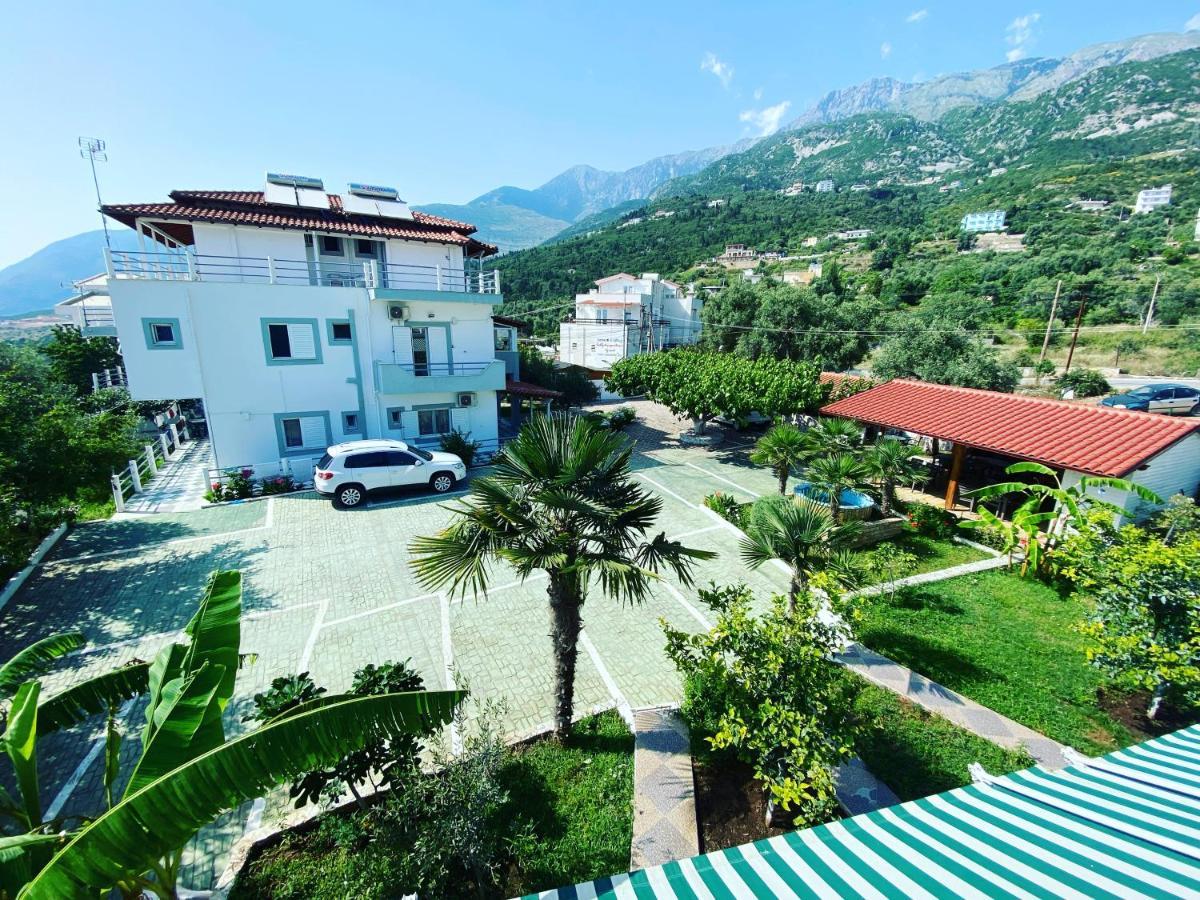 Yard Paradise Rooms Dhërmi Dış mekan fotoğraf